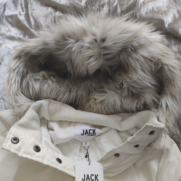 Jack by BB Dakota - Picture 5 of 7